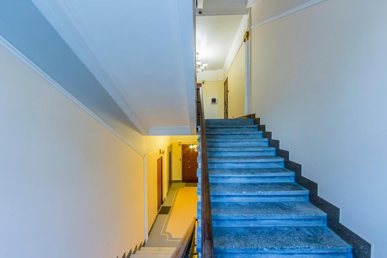 3-Room Apartments On Khreshchatyk. Building With Star Kiev Exterior foto
